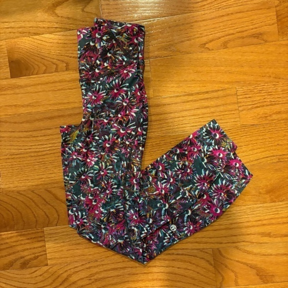 Lululemon Floral Patterned Leggings